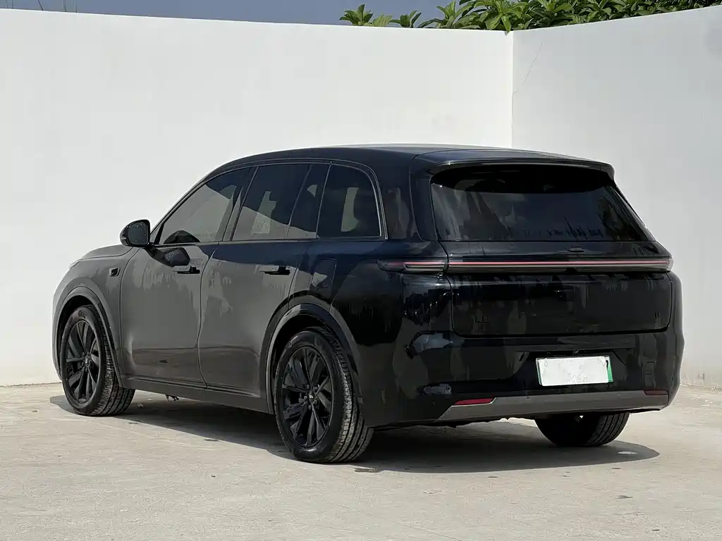 Li Auto Li L8 — миниатюра 3
