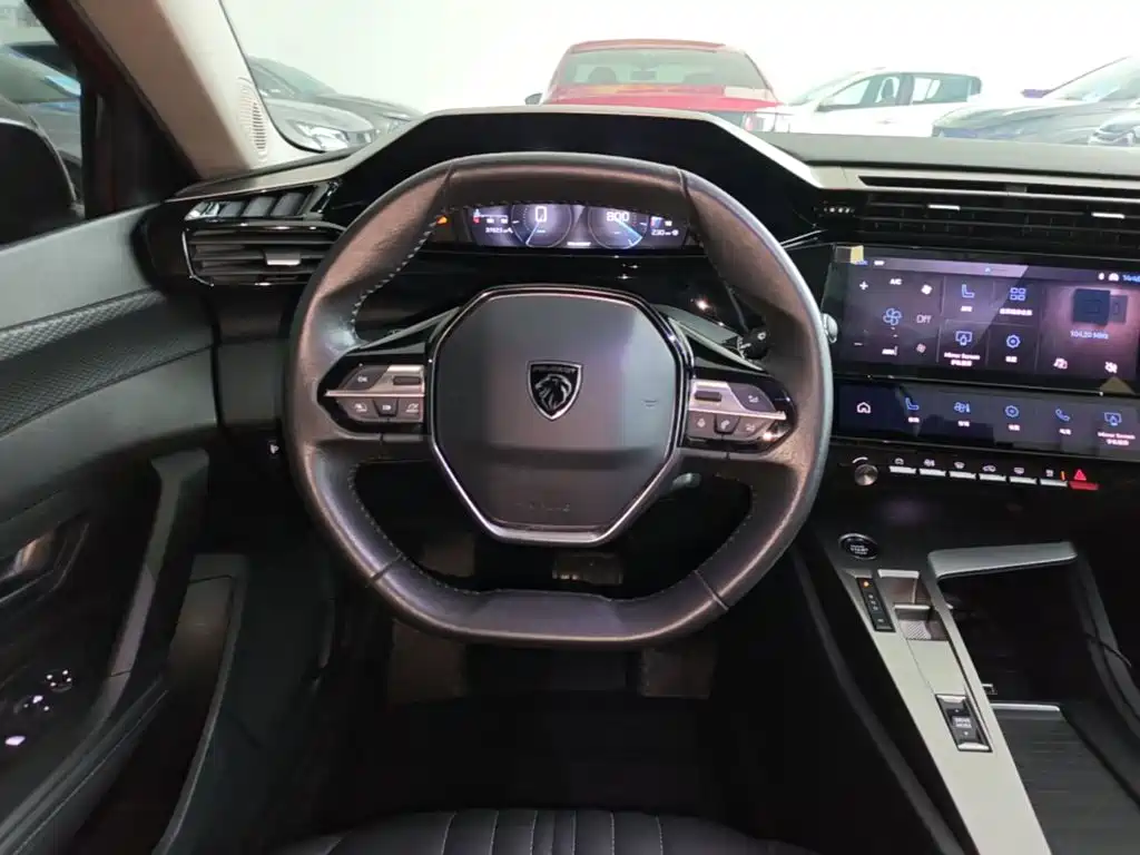 Peugeot 408X Charm Power Edition, фото 11