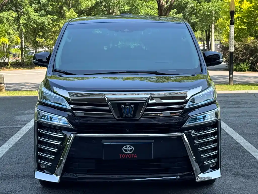Toyota Vellfire 2021