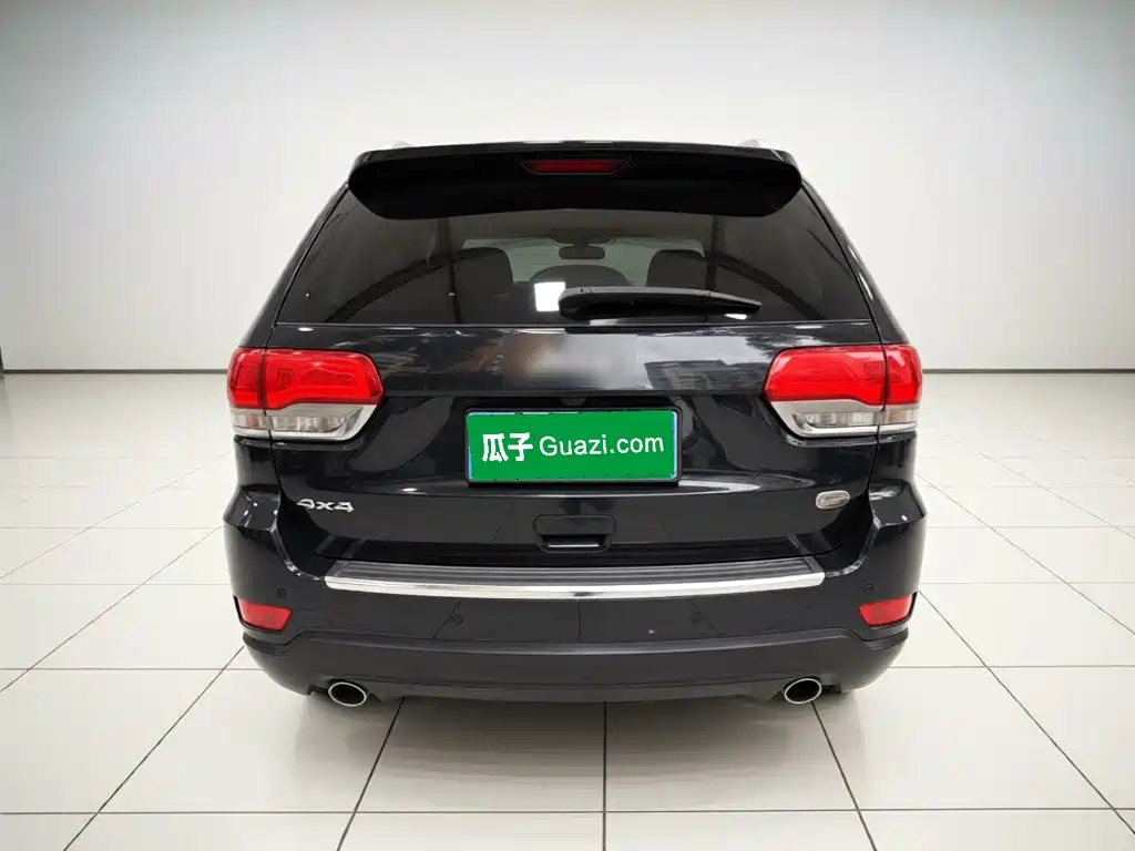 Jeep Grand Cherokee (Import) — миниатюра 5