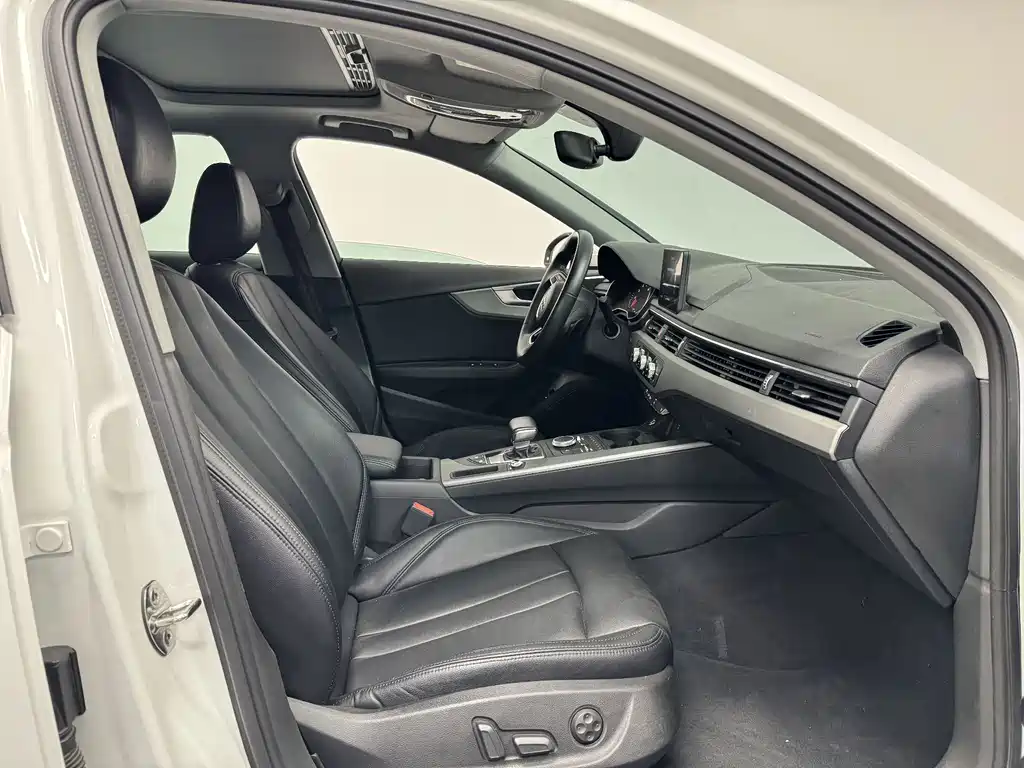Audi A4L — миниатюра 14
