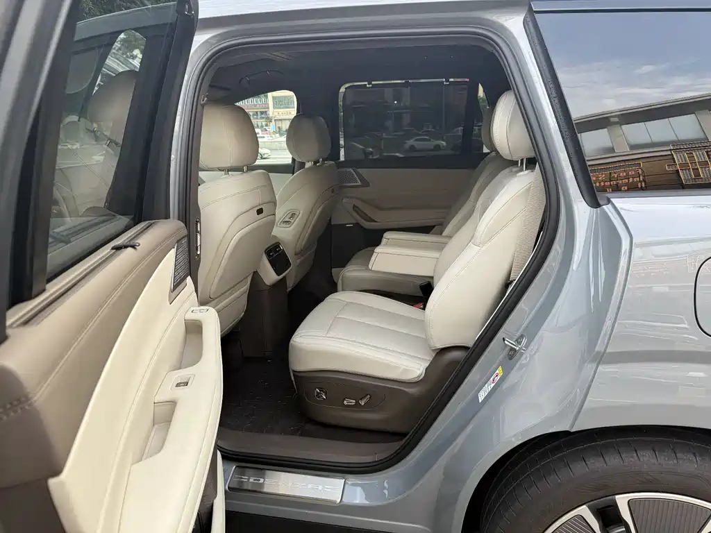 Denza N8L 2025 Flagship