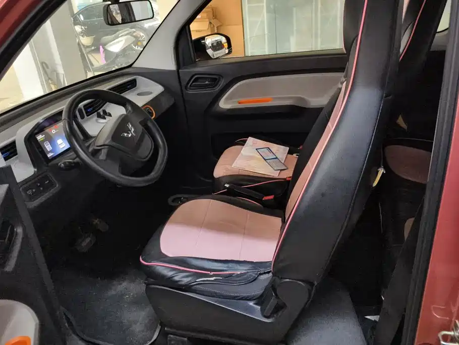 Wuling MINIEV — миниатюра 9