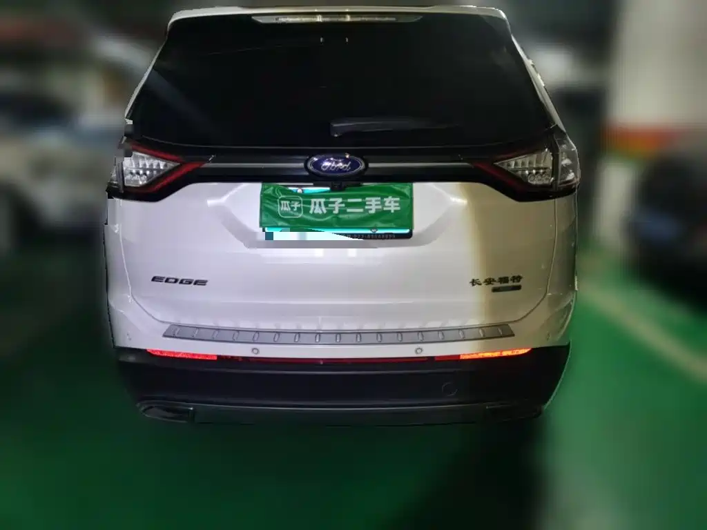 Ford Edge — миниатюра 3
