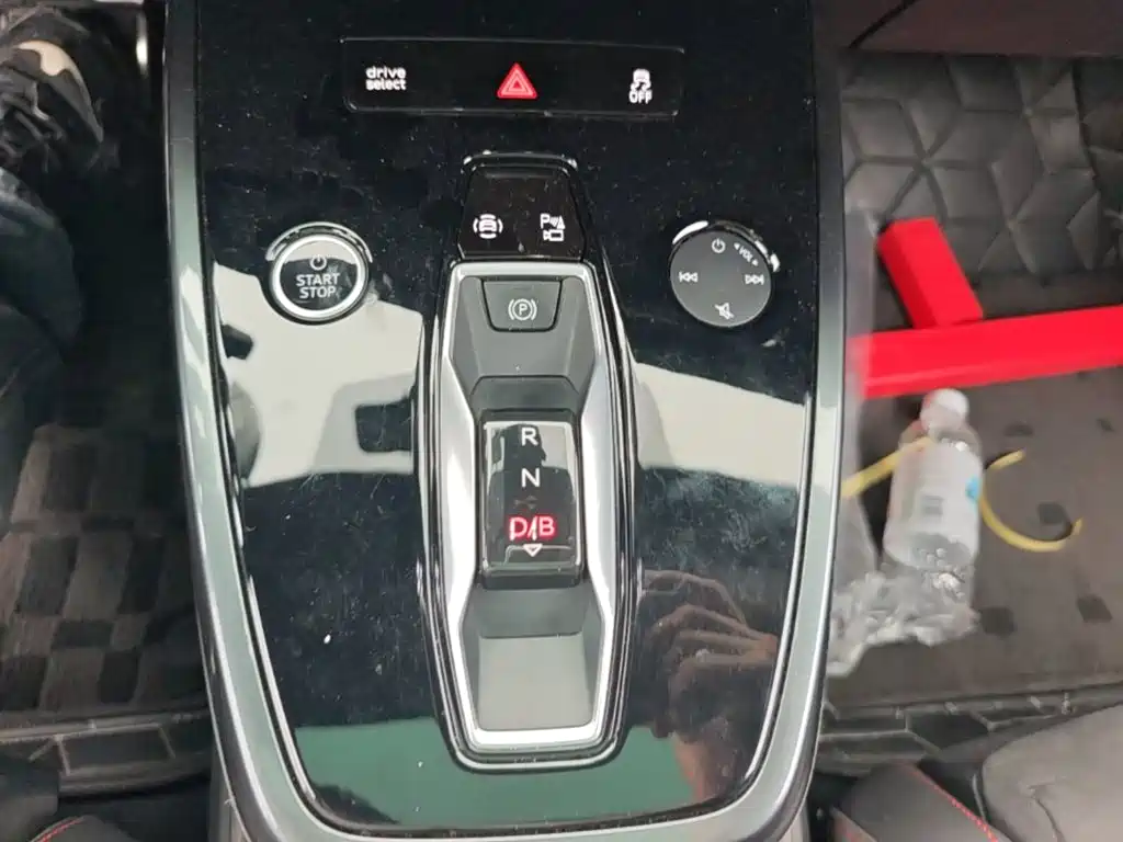 Audi Q5 e-tron — миниатюра 19