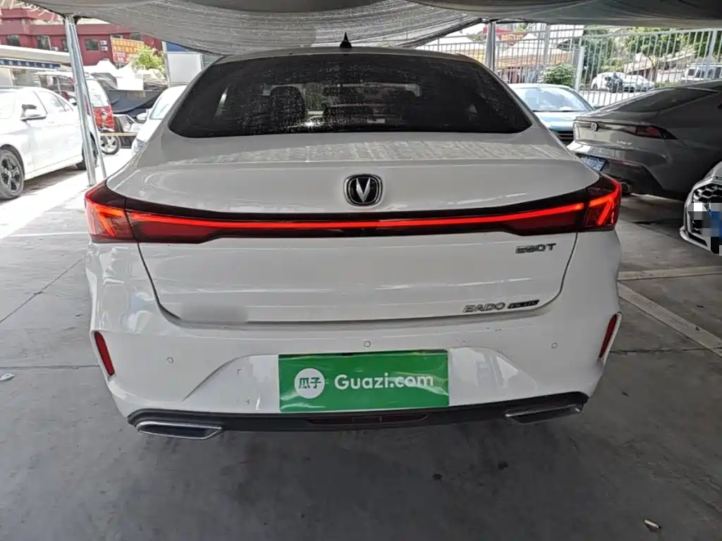Changan Eado — миниатюра 6