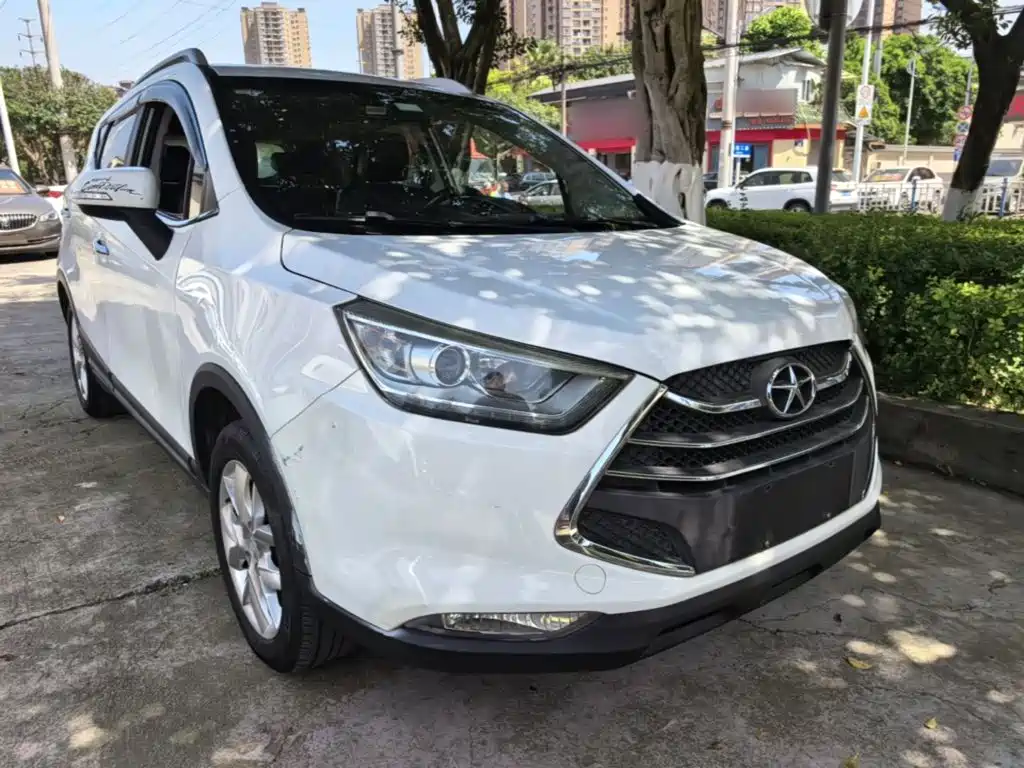 JAC S3 2014 1.5L MT Luxury