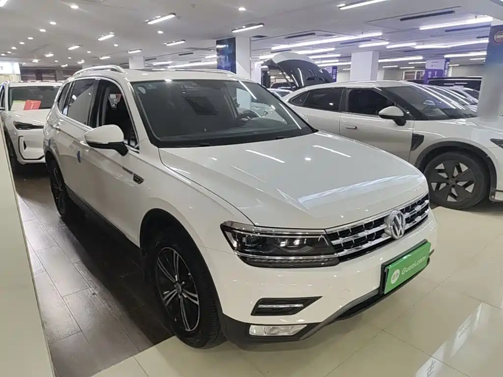 Volkswagen Tiguan L — миниатюра 4