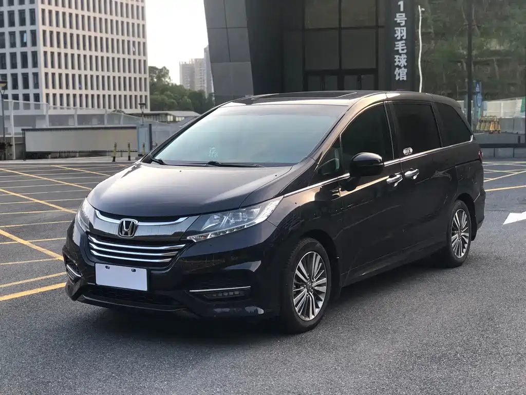 Купить Honda Odyssey
