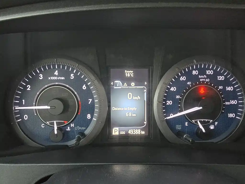 Toyota Sienna — миниатюра 11