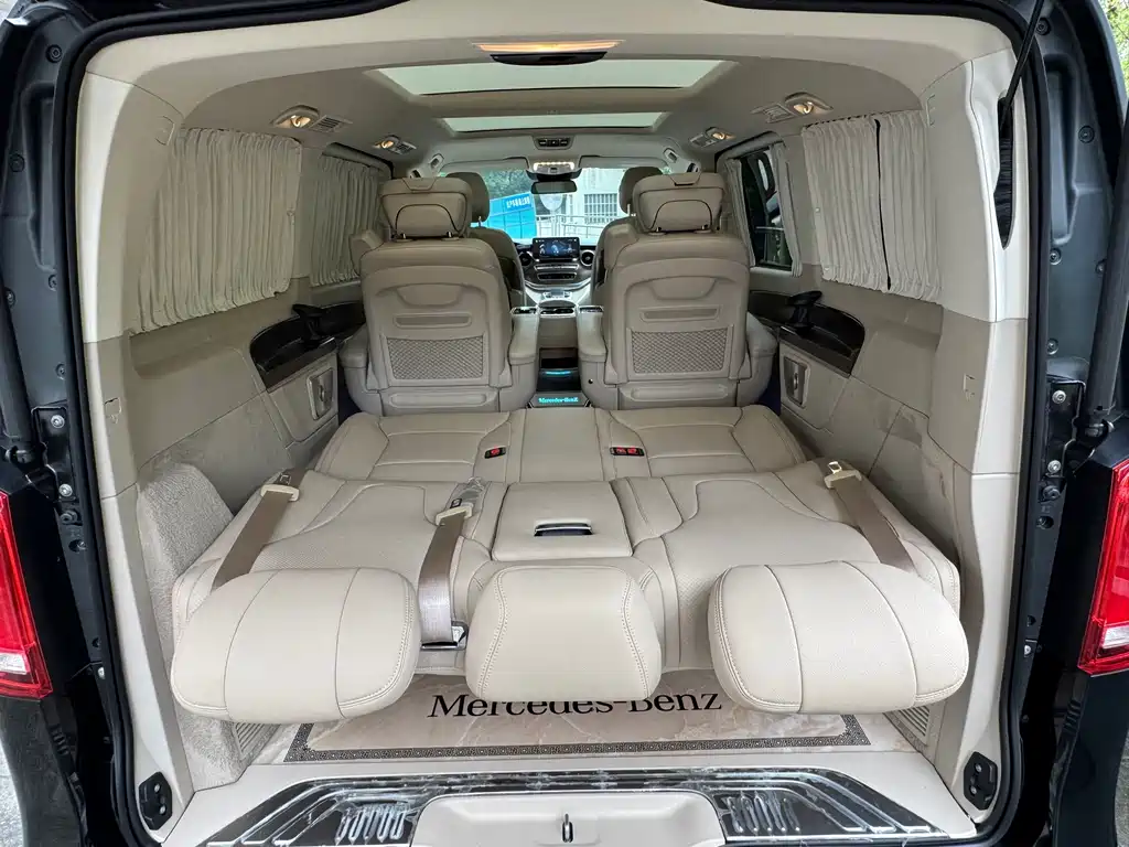 Mercedes-Benz V-Class — миниатюра 14