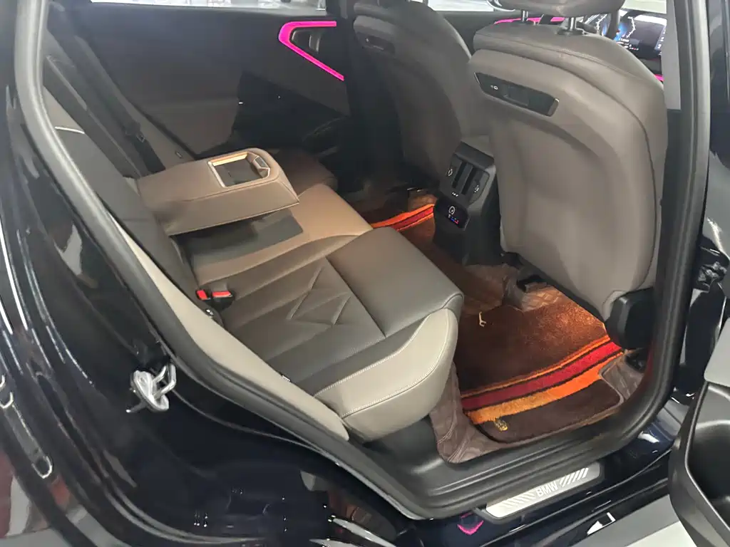 BMW X3 — миниатюра 9