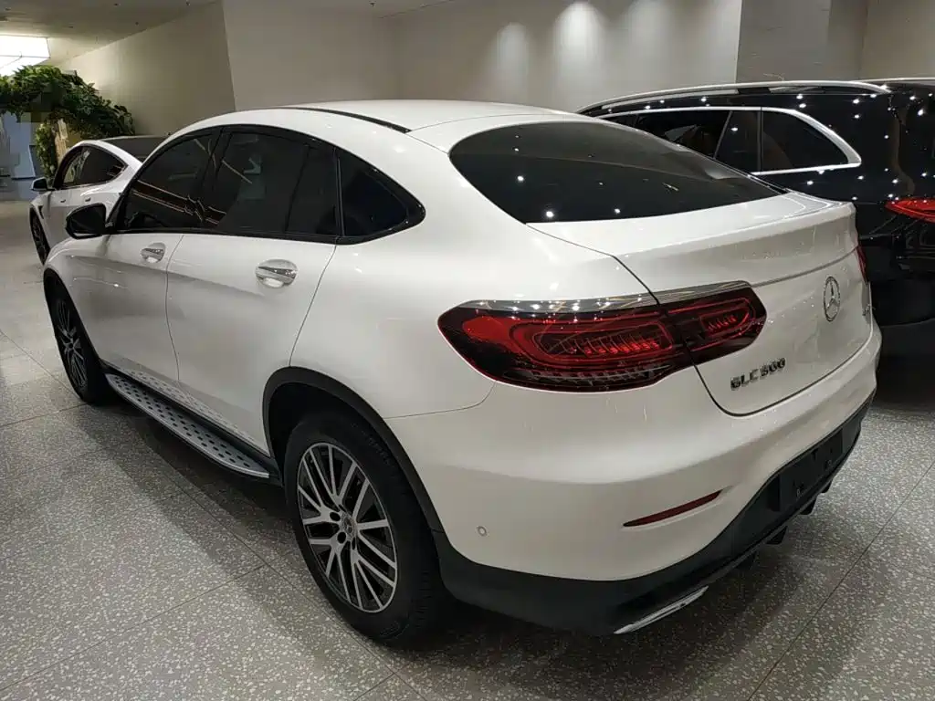 Mercedes-Benz GLC 2020 GLC 300 4MATIC SUV