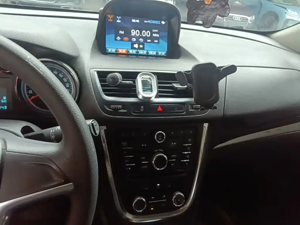 Buick Encore — миниатюра 13