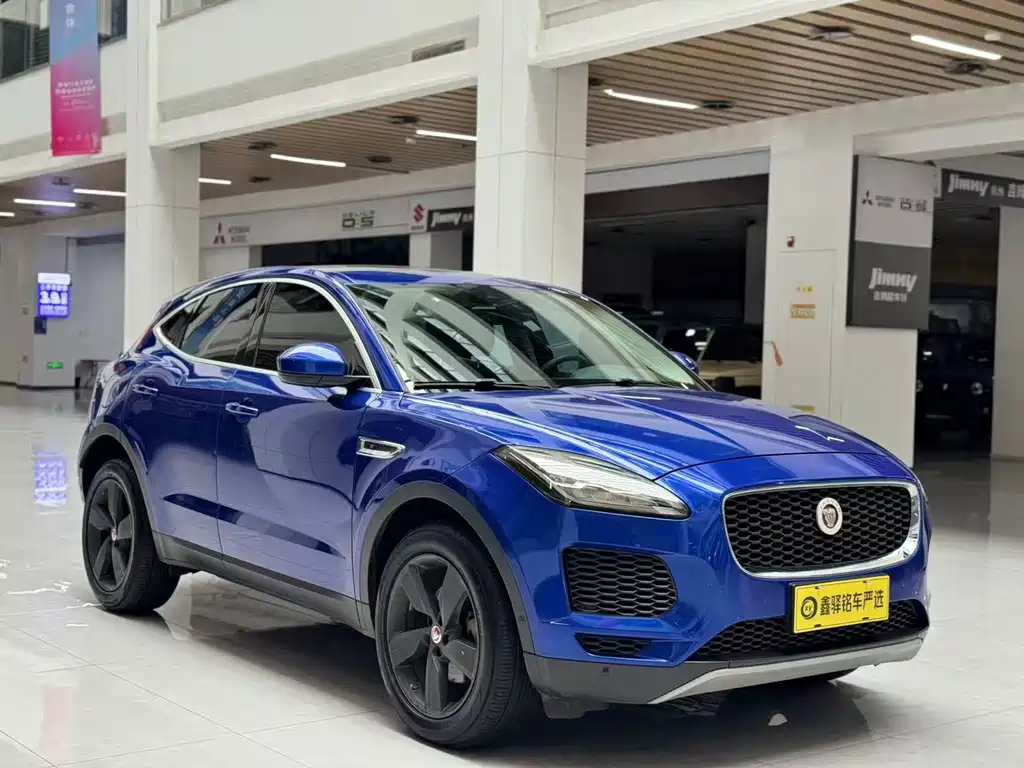 Jaguar E-PACE — миниатюра 3