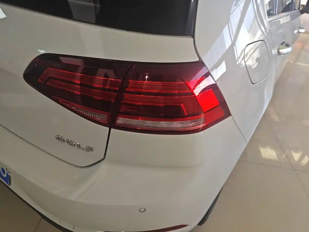 Volkswagen Golf 2018 1.6L AT Comfort