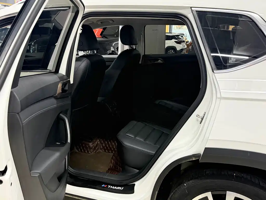 Volkswagen Tharu — миниатюра 10