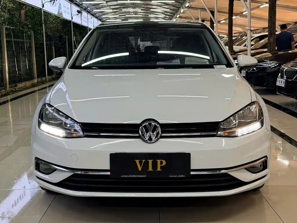 Volkswagen Golf 2020 200TSI DSG Comfort