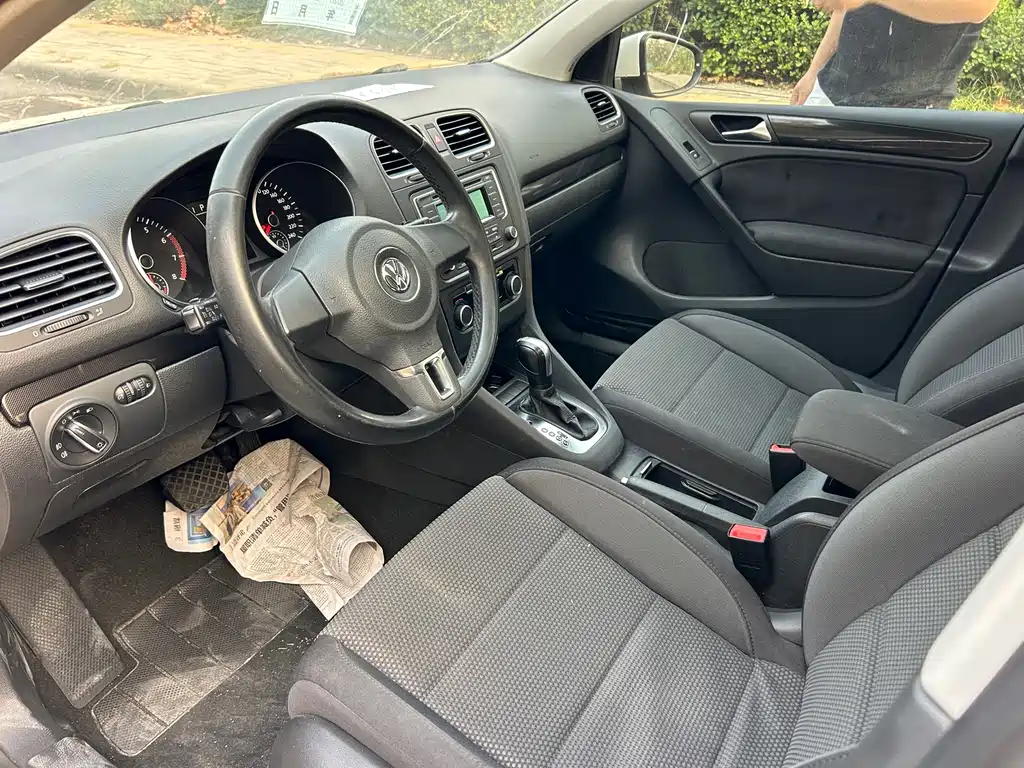 Volkswagen Golf — миниатюра 6
