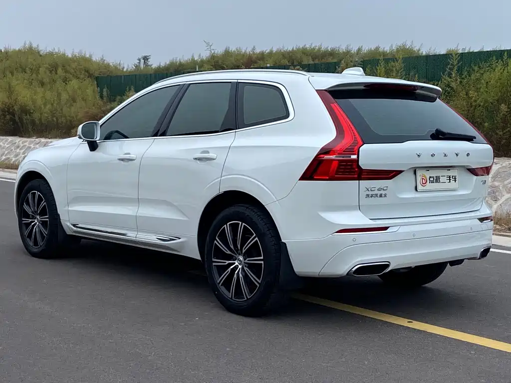 Volvo XC60 — миниатюра 6