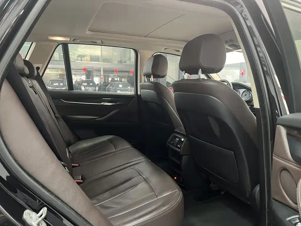 BMW X5 (Import) — миниатюра 5