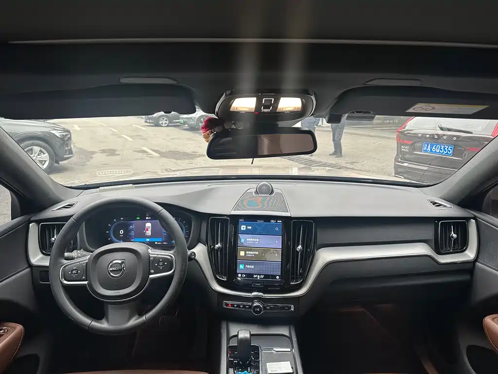 Volvo XC60 — миниатюра 10
