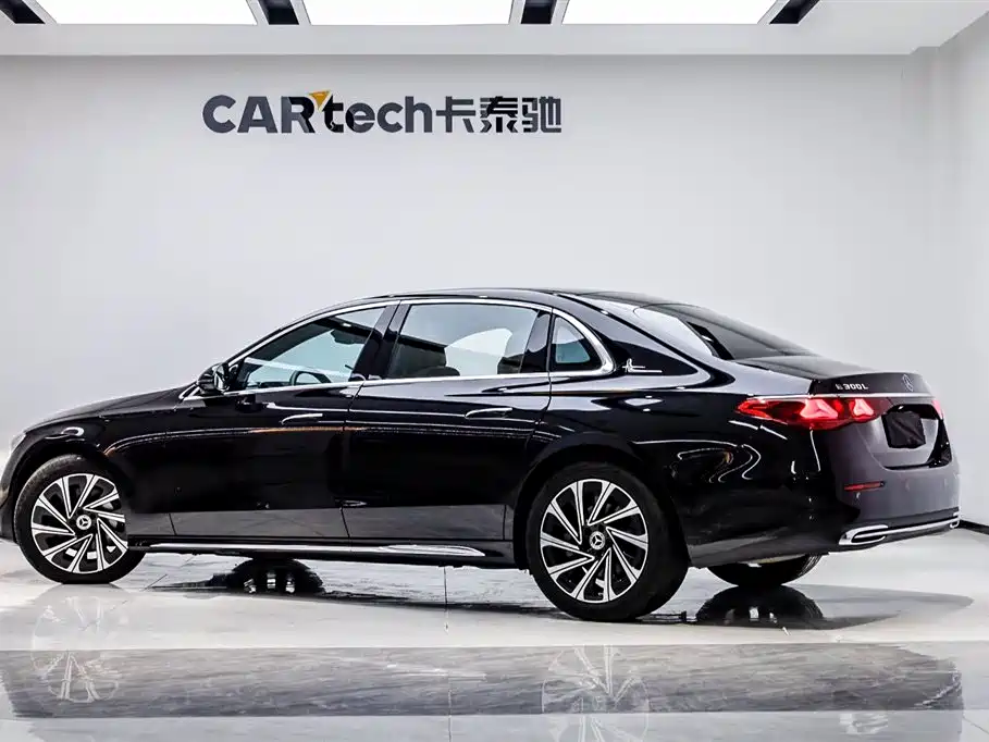 Mercedes-Benz E-Class E 2025 E 300 L Luxury