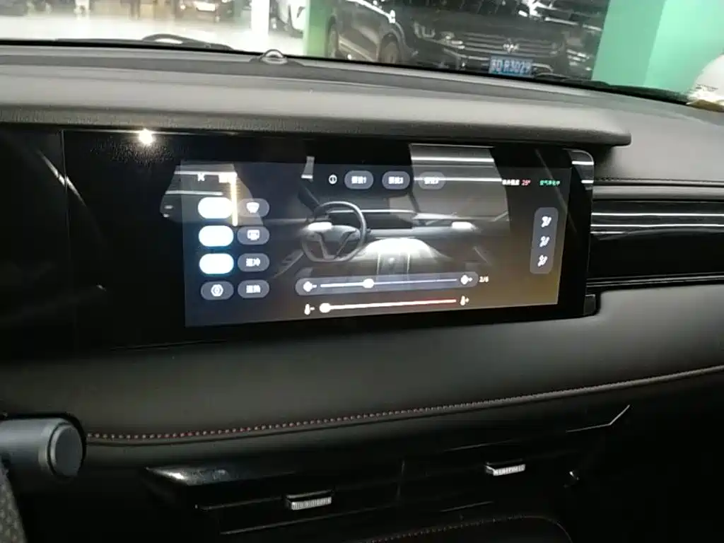 Roewe i5 — миниатюра 13