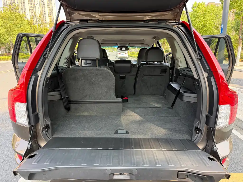 Volvo XC Classic — миниатюра 25