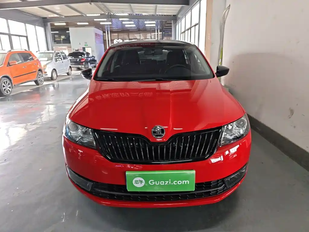Skoda Rapid Spaceback — миниатюра 3