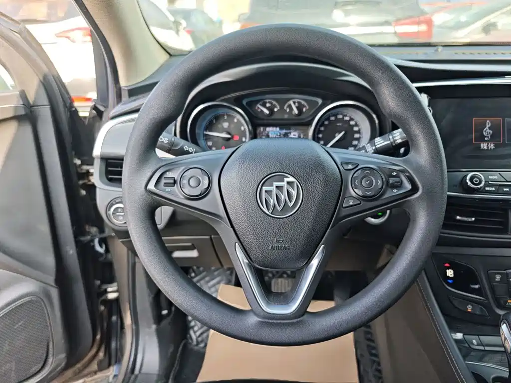 Buick Envision Plus — миниатюра 11