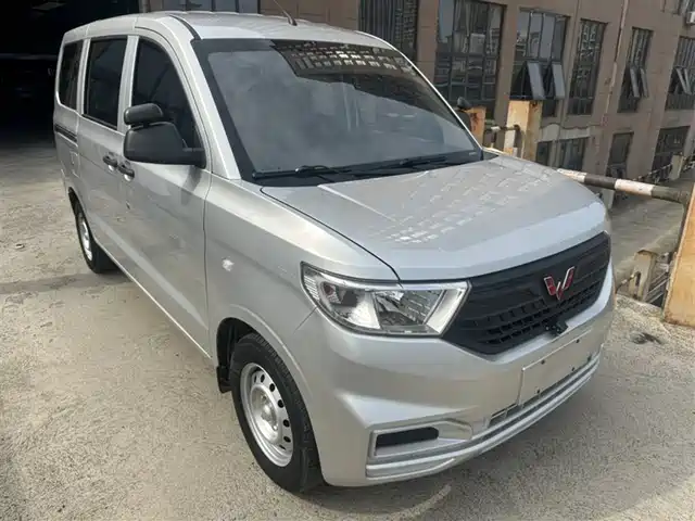 WULING AUTOMOBILE WULING HONGGUANG V 2023