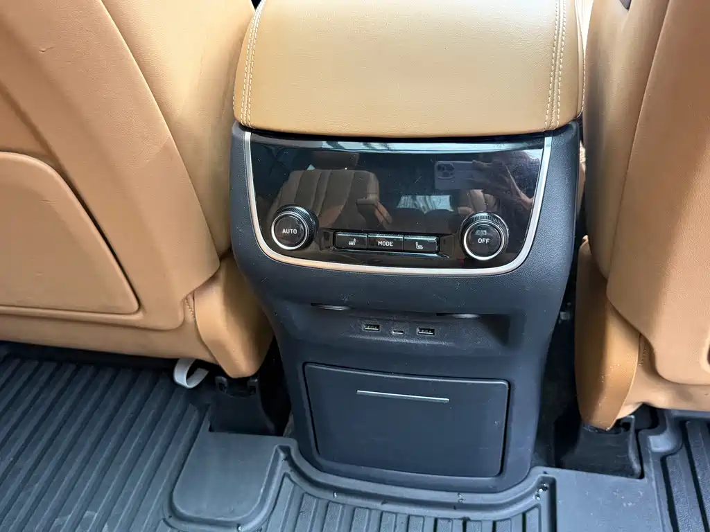 Li Auto Li ONE — миниатюра 21