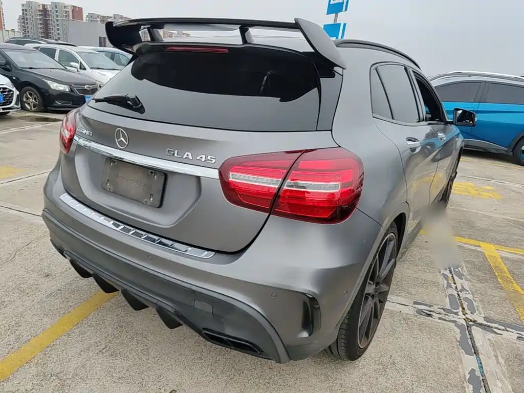 Mercedes-Benz GLA AMG — миниатюра 7
