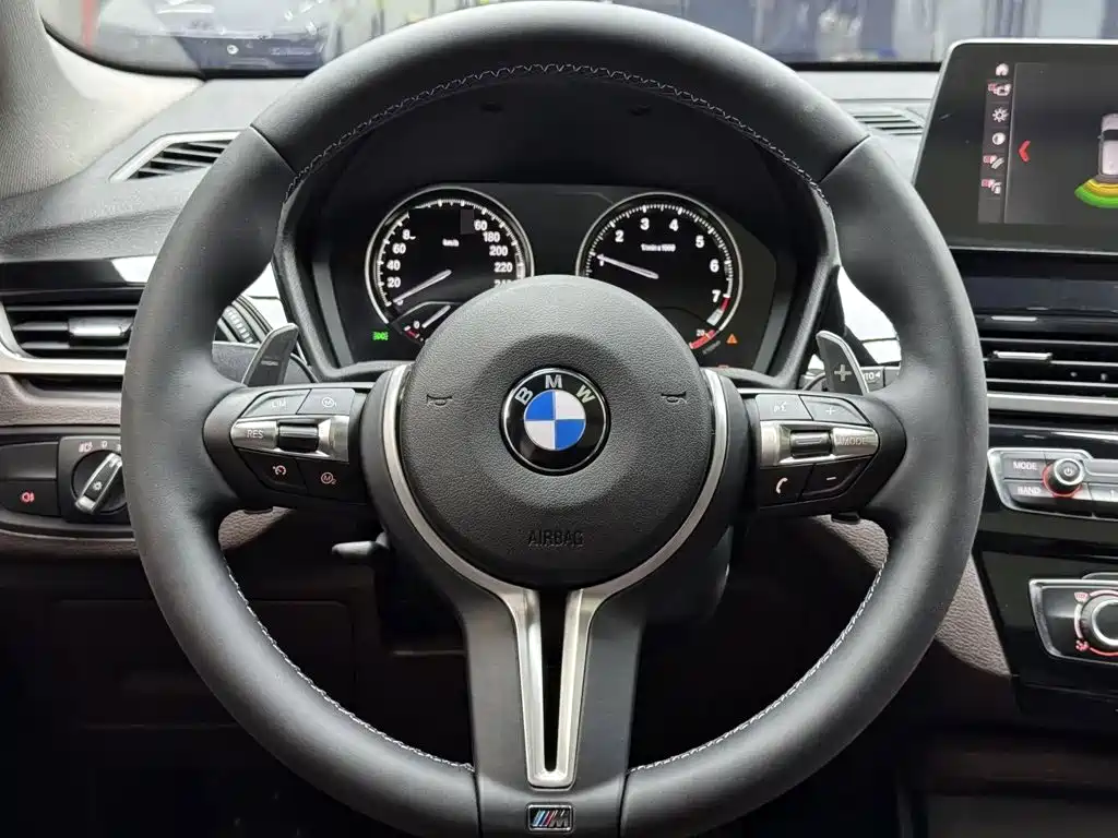 BMW X1 — миниатюра 8