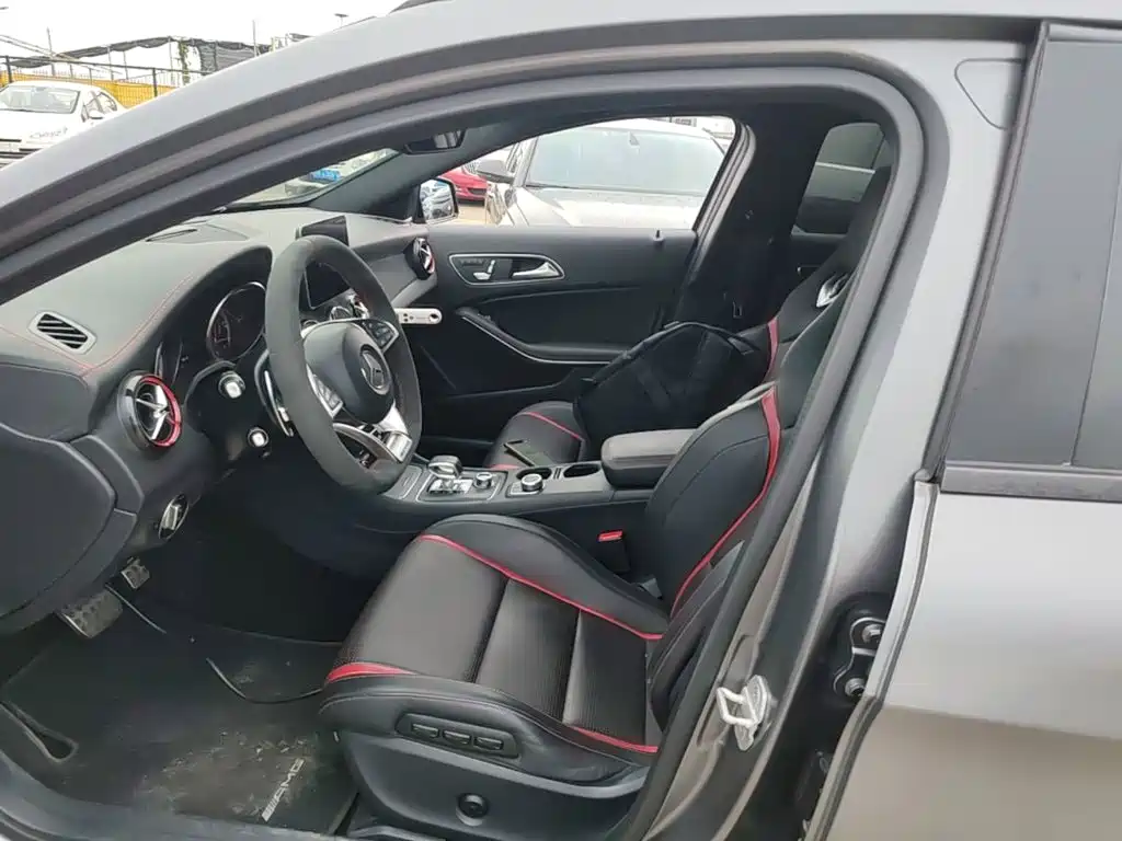 Mercedes-Benz GLA AMG — миниатюра 15