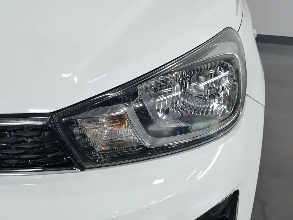 Kia Huanchi — миниатюра 7