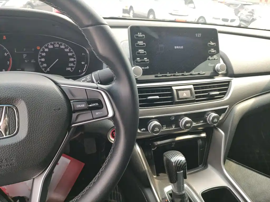 Honda Accord 2018 260TURBO Elite VI