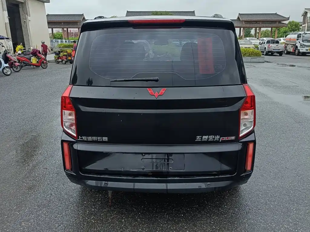Wuling Hongguang PLUS — миниатюра 6