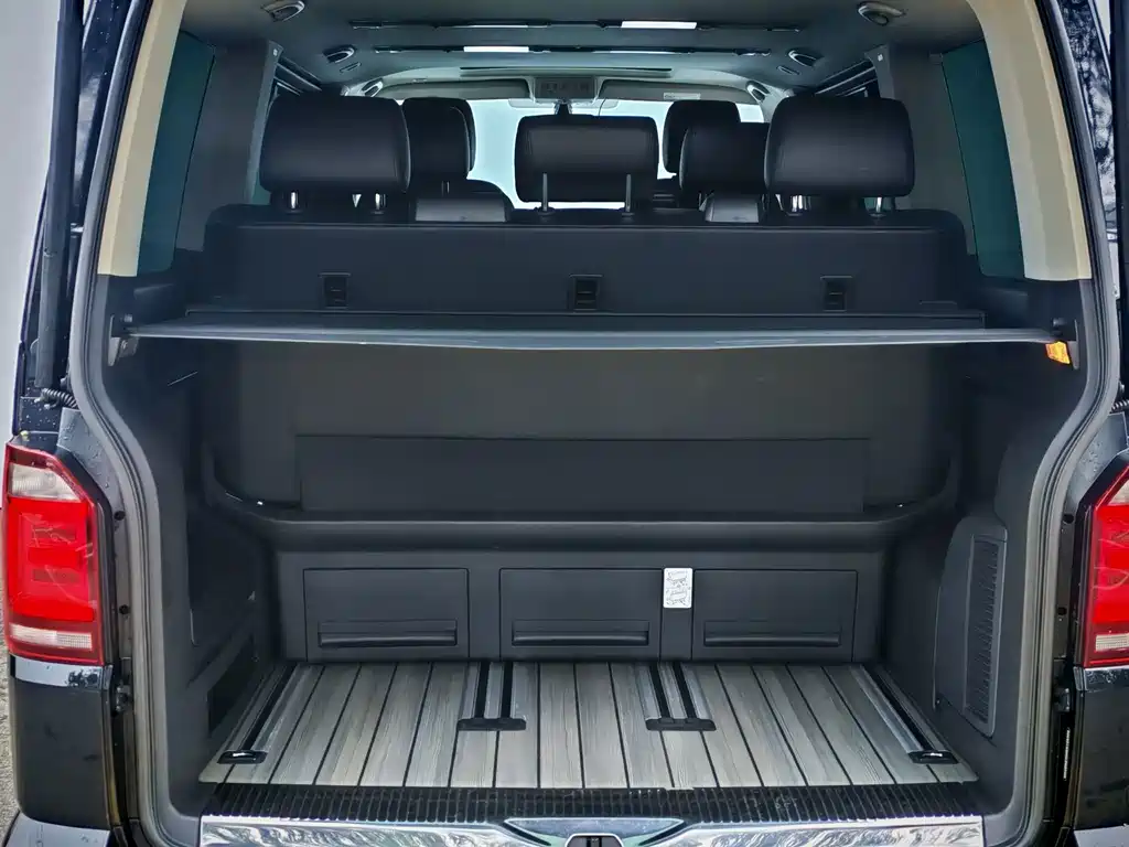 Volkswagen Multivan — миниатюра 15