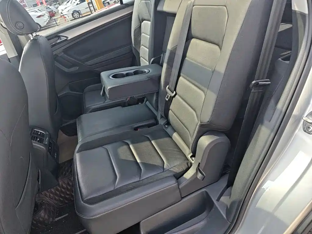 Volkswagen Tiguan L — миниатюра 17