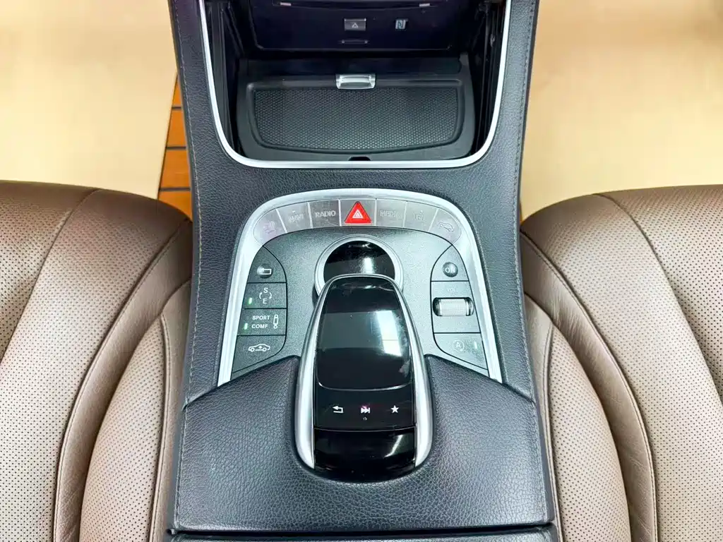 Mercedes-Benz S-Class — миниатюра 20