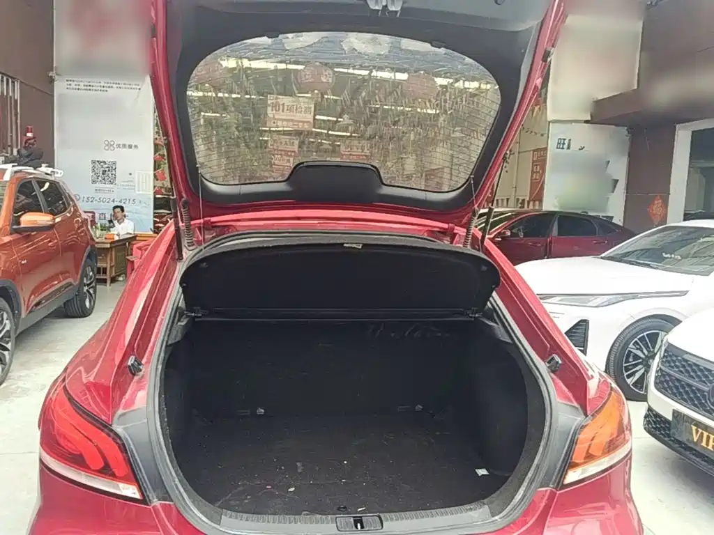 MG MG6 — миниатюра 19