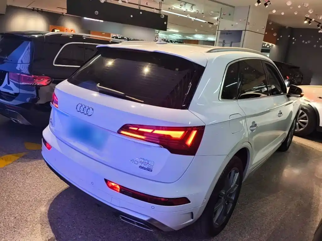Audi Q5L 2022 40T Luxury