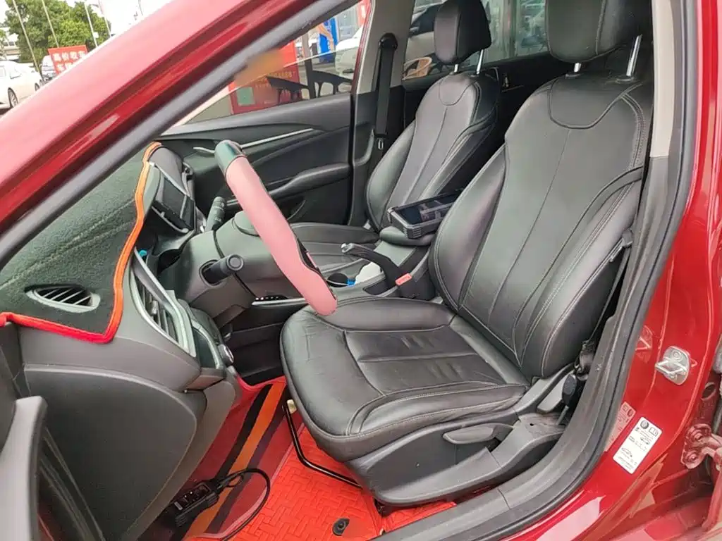 Buick Excelle — миниатюра 15