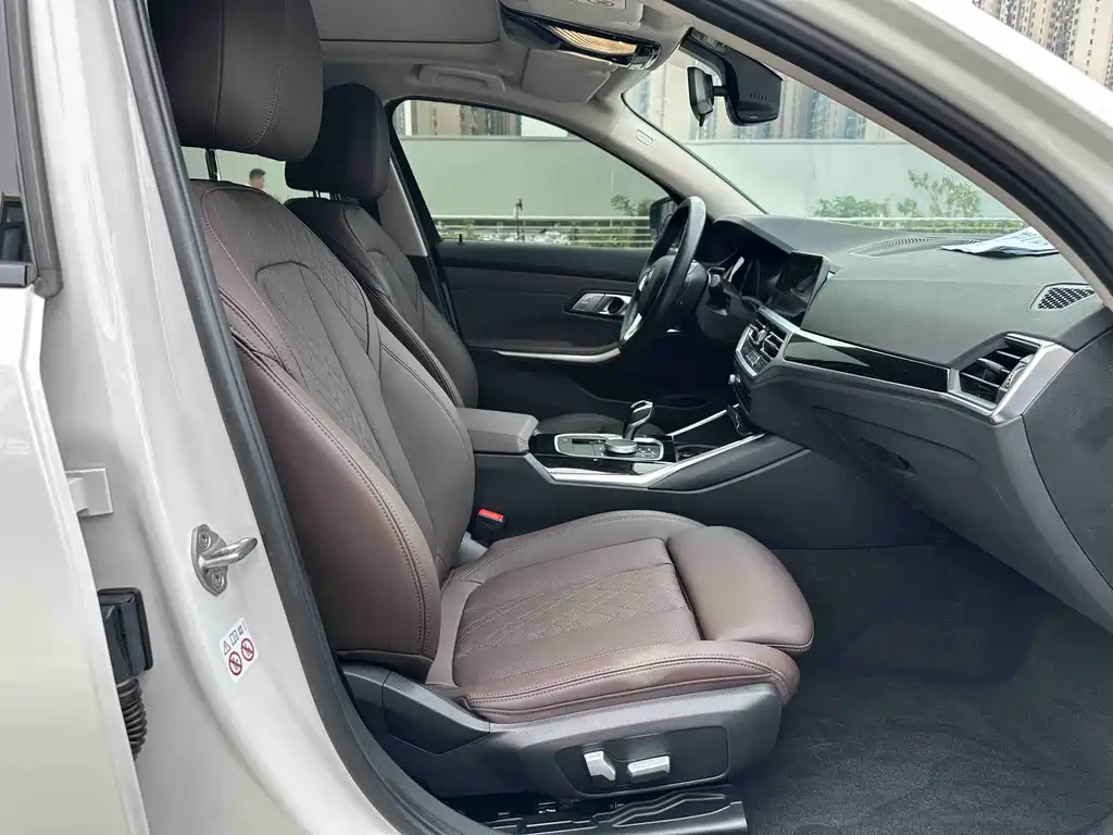BMW 3 Series — миниатюра 18