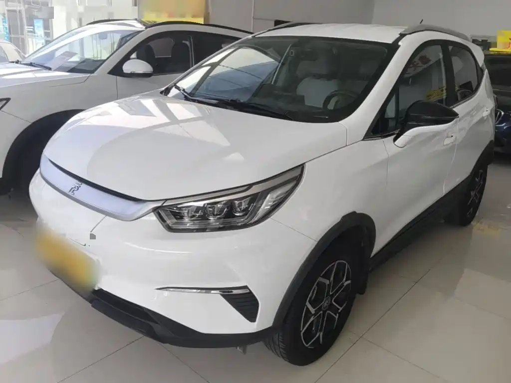 BYD Yuan Pro — миниатюра 2