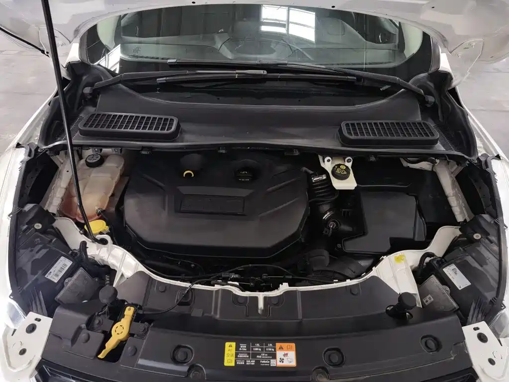 Ford Kuga — миниатюра 6