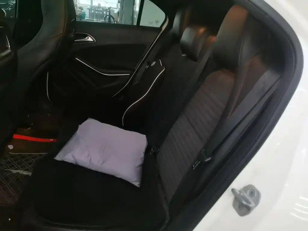 Mercedes-Benz A-Class (Import) — миниатюра 17