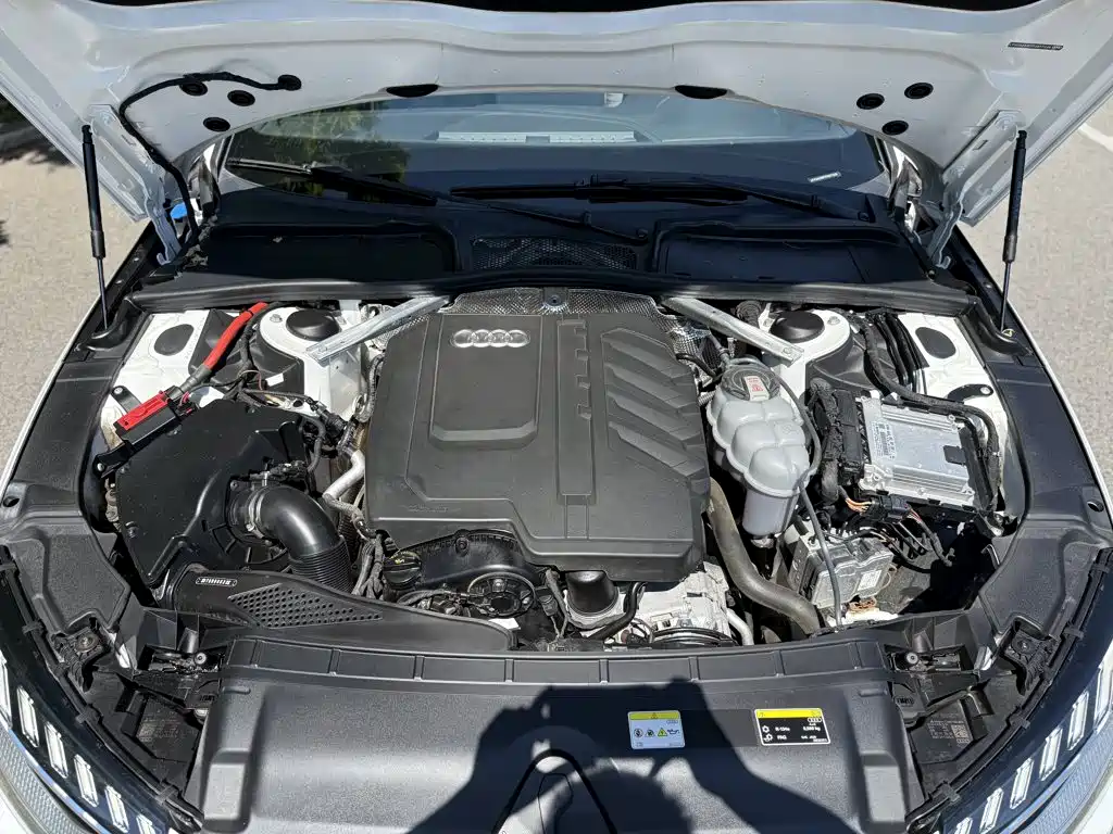 Audi A4L — миниатюра 9